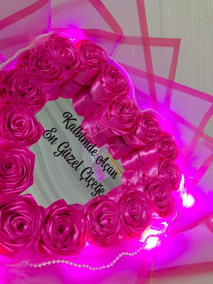 Kalp Şeklinde Pembe Gül Buketi - Görsel 3