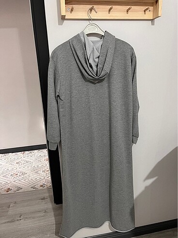 Lcw modest