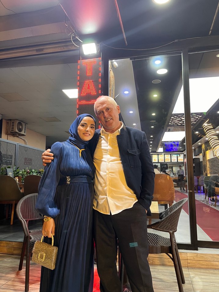 Lacivert Piliseli Uzun Kollu Gece Elbisesi - Görsel 3