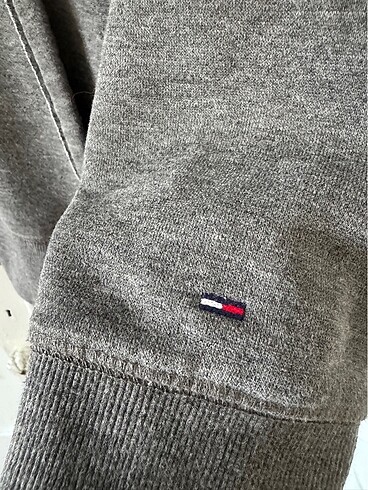 m Beden Tommy Hilfiger Sweetshirt