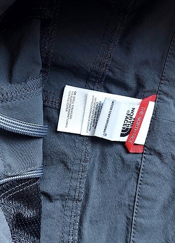 s Beden gri Renk The north face kadın şort .