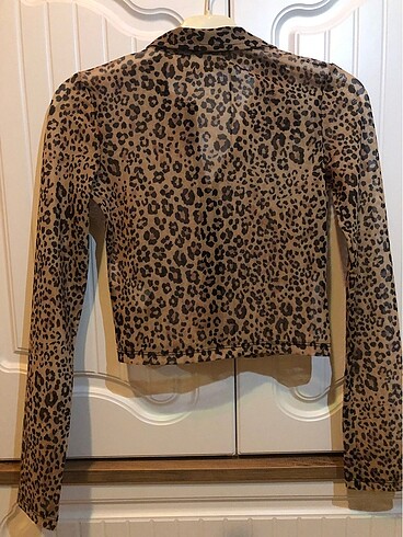 Zara Büstiyer leopar
