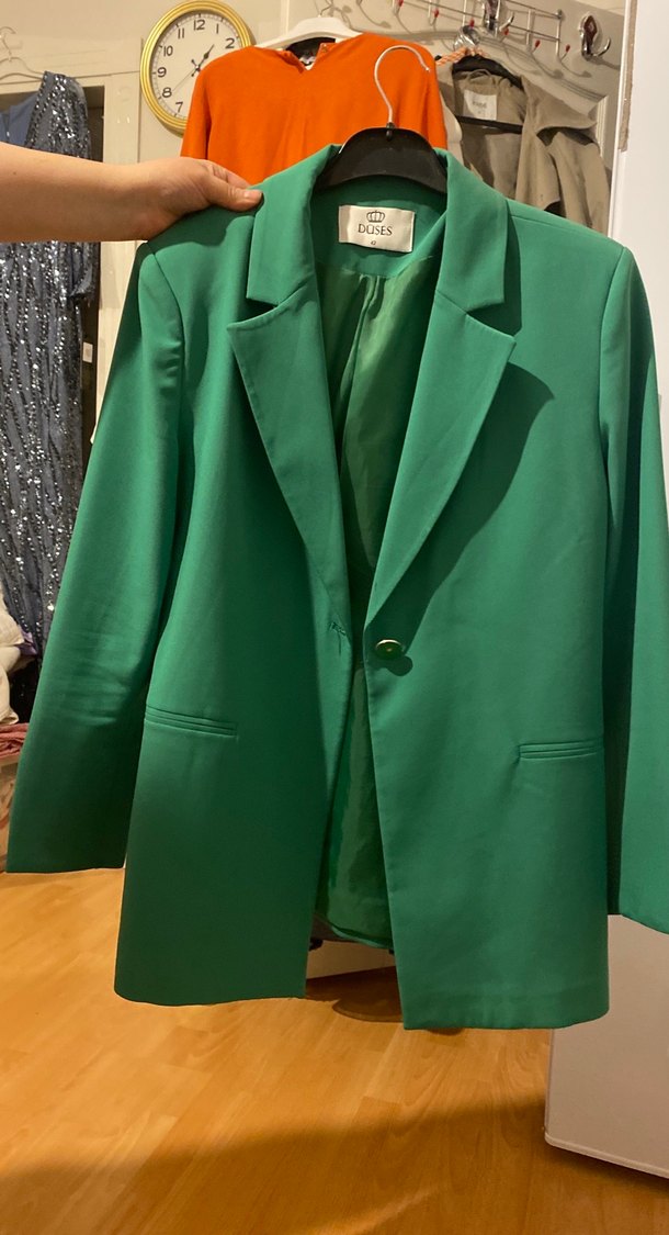 Düğmeli Kırmızı Kadın Midi Blazer - Görsel 3