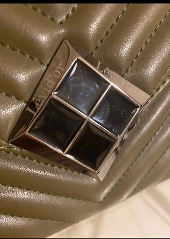 Zincir Detaylı Yılan Desenli Deri Kadın Çanta - Görsel 3