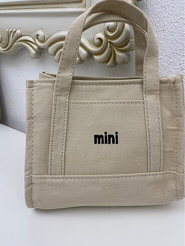 Mini çanta