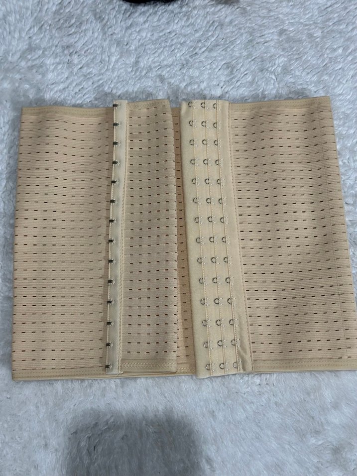 Bej Dikişsiz Göğüs Korsesi - Görsel 2