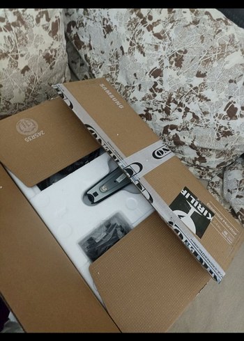 Siyah Bilgisayar Monitörü - Görsel 4