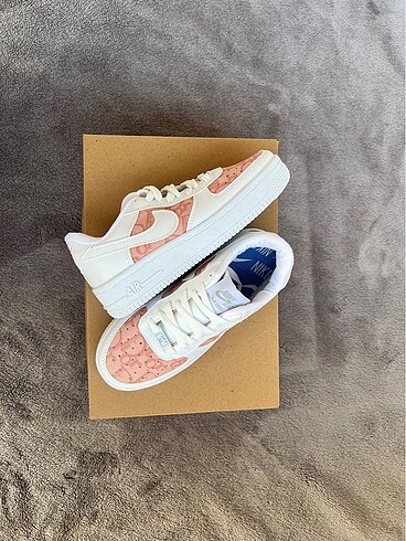 Nike White Air