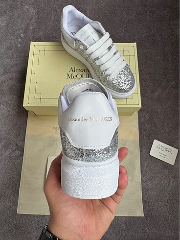 Alexander McQueen Alexander McQueen
