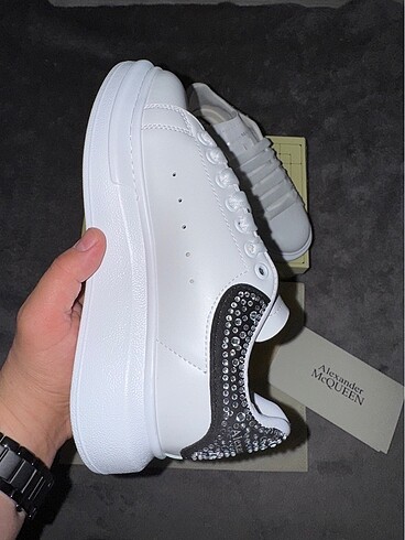Alexander McQueen Alexander McQueen