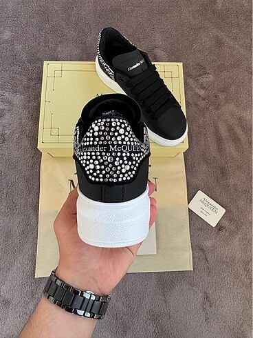 38 Beden siyah Renk Alexander McQueen