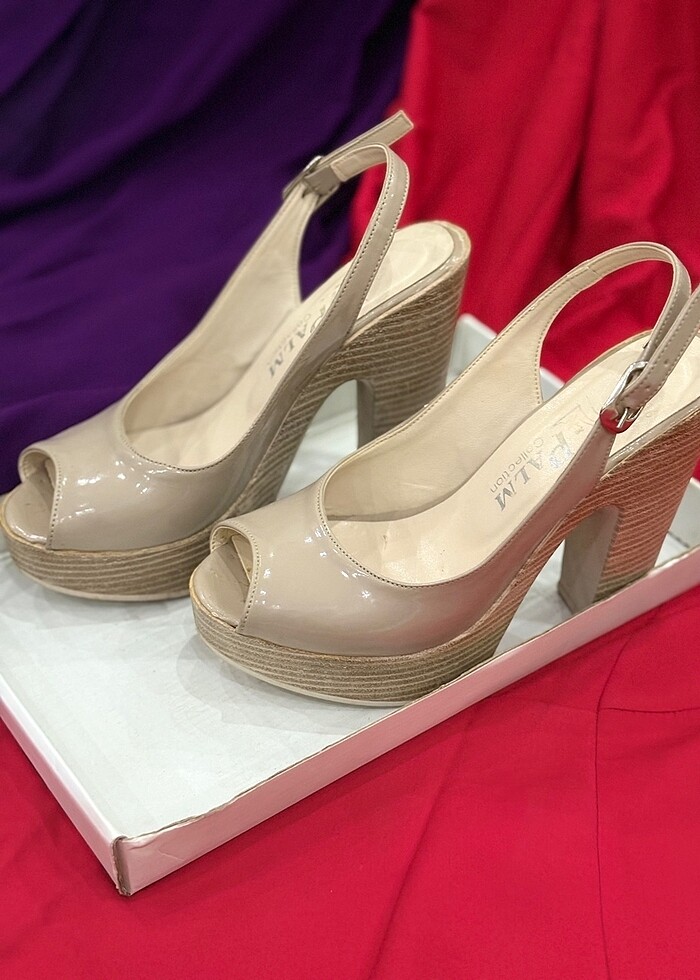 Rugan bej kalın topuklu ayakkabı - Görsel 2