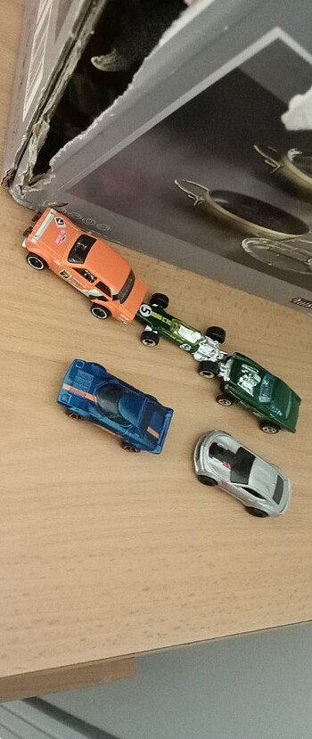 Hotwheels 5 adet