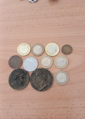 Antika Görünümlü anıt para koleksiyonu
