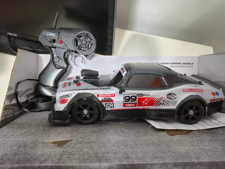 Rc drift aracı 1:16 ölçek 25km hız - Görsel 4