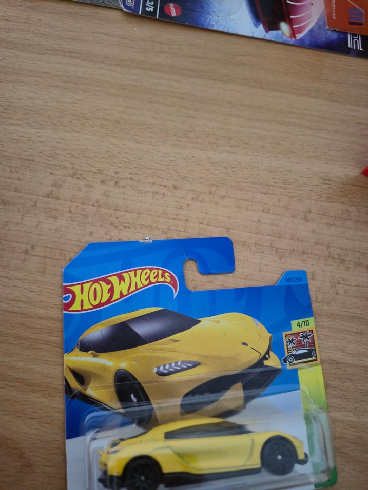 Hot Wheels Sarı Koenigsegg Gemera Oyuncak Araba - Görsel 3