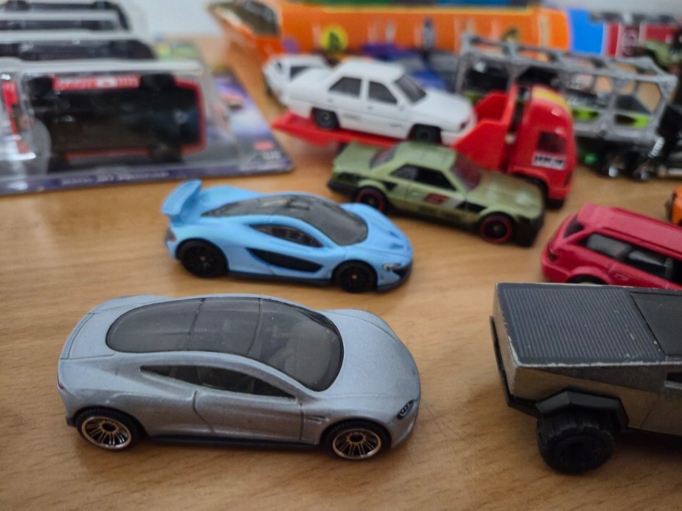 Hotwheels 2 taşıyıcı 9 araç lot - Görsel 2