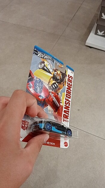  Beden Renk Hot wheels transformers Bugatti Veyron 