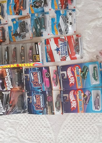 Hot wheels tekli araçlar tüm koleksiyonum