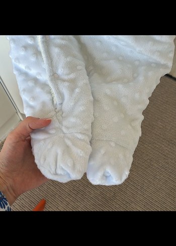 Düğmeli Beyaz Bebek Tulumu - Görsel 4