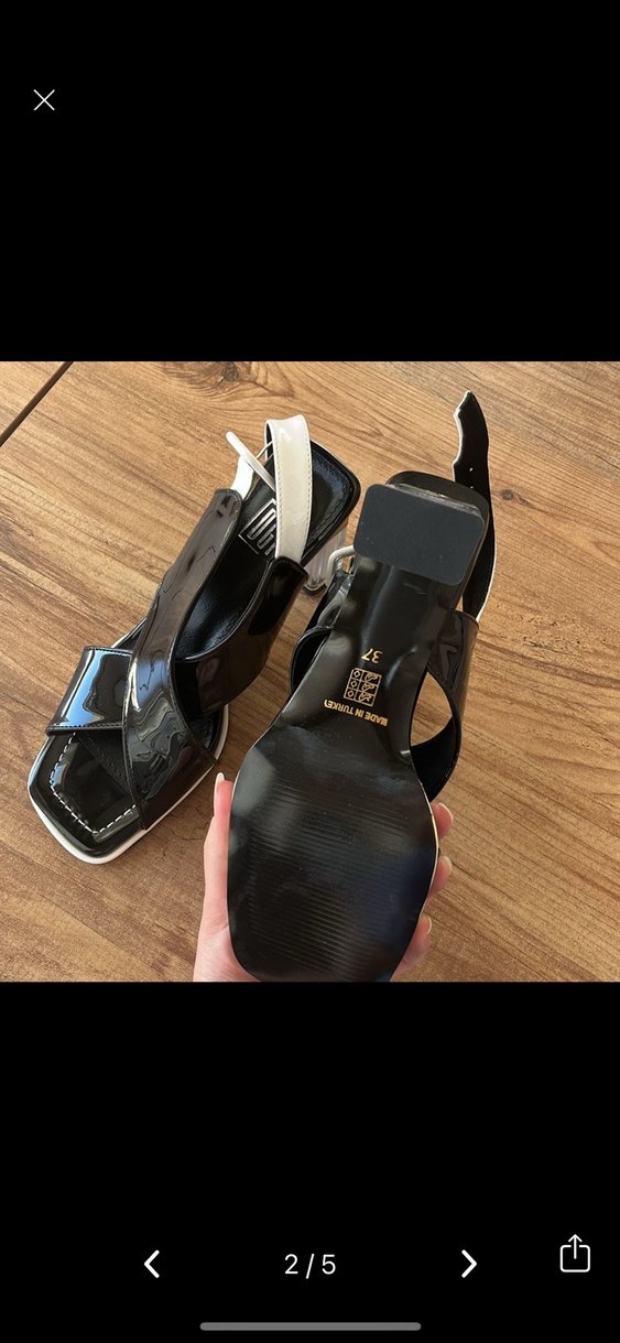 Siyah Blok Topuklu Kadın Sandalet - Görsel 2