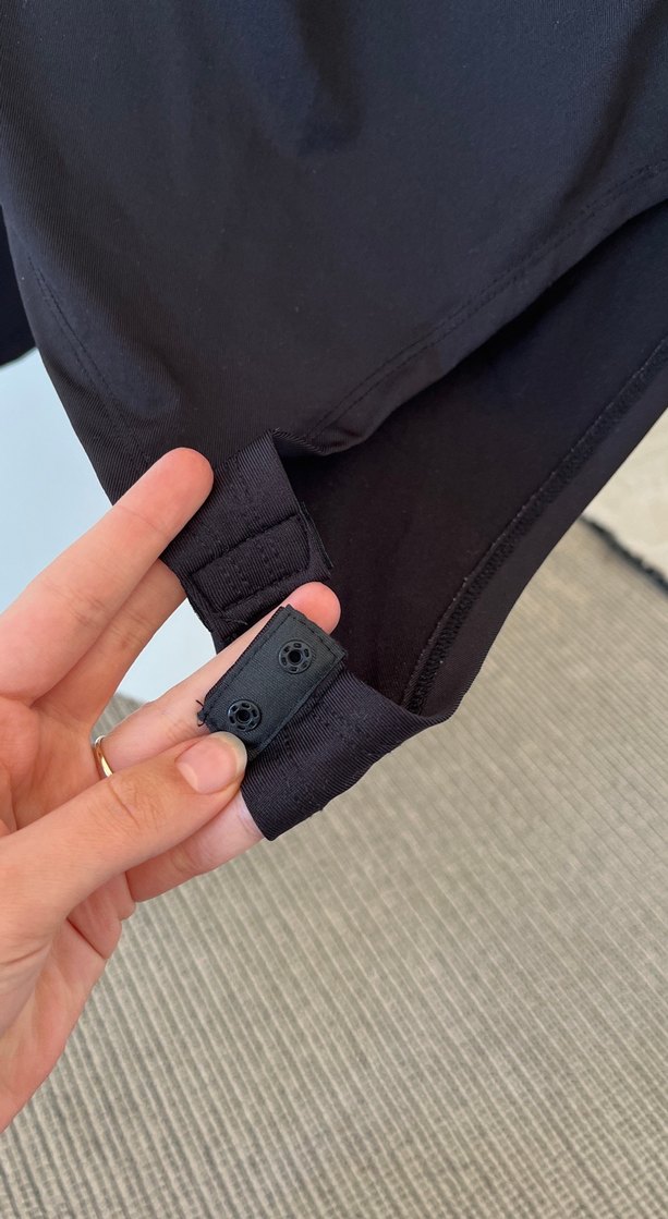 Siyah Drapeli Tek Omuz Uzun Kollu Bluz - Görsel 2