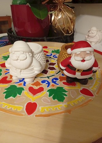 Parlak Kırmızı Noel Baba Figürin - Görsel 4