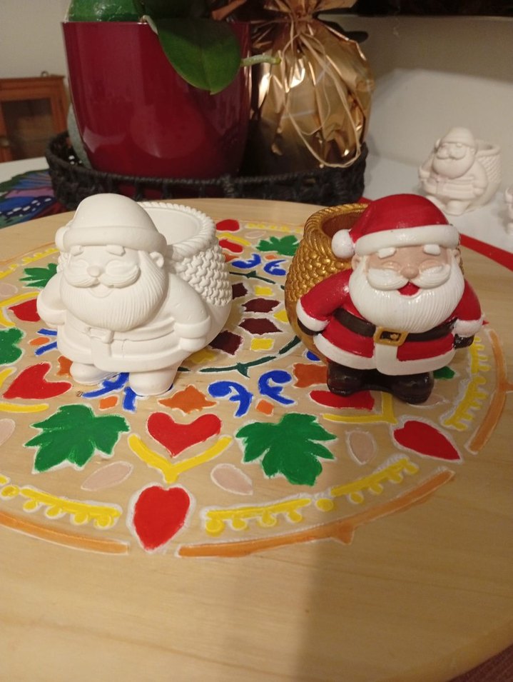 Parlak Kırmızı Noel Baba Figürin - Görsel 4