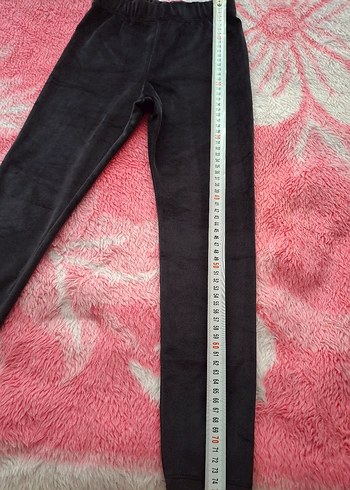 Siyah Kız Tayt - Sokak Stili - Görsel 2