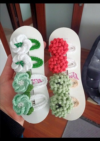 Çiçek Desenli Örgü Çocuk Toka Seti - Görsel 5