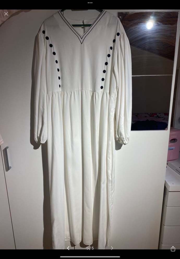 Düğmeli Beyaz Uzun Bohem Elbise - Görsel 5