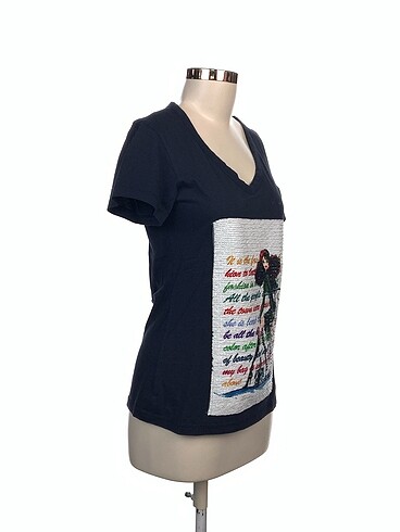 T-box T-box T-shirt %70 İndirimli.