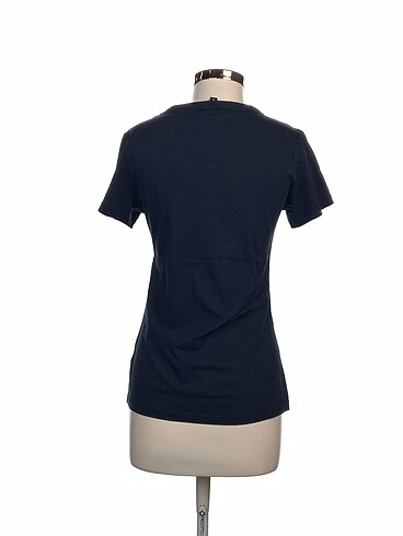 xl Beden T-box T-shirt %70 İndirimli.