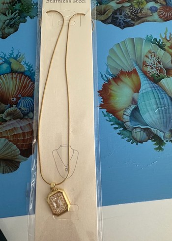 Accessorize Altin Tonlu Geometrik Tasli İnce Zincir Kolye
