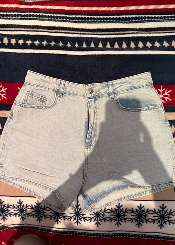 Bol Kesim Mini Denim Şort - Görsel 2