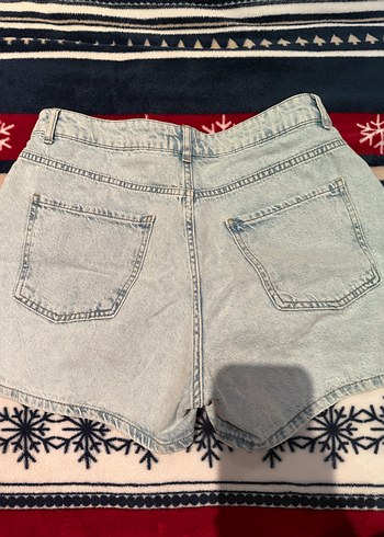 Bol Kesim Mini Denim Şort - Görsel 4