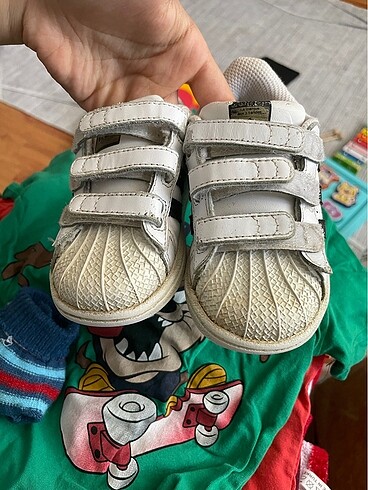 24 Beden adidas ayakkabi