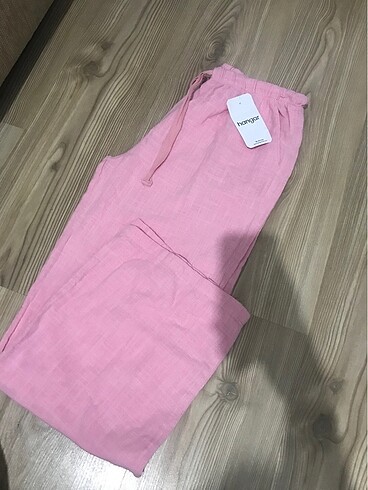 Yeni ürün keten her bedeni var S,M,L,XL mevcut