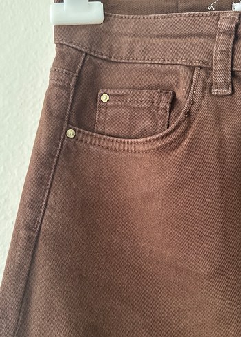 36 Beden kahverengi Renk Stradivarius kahverengi düğmeli jean