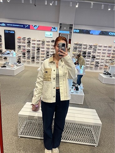 Converse krem ceket
