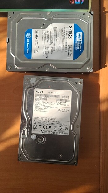 2 Adet HDD 320GB ve 500GB 