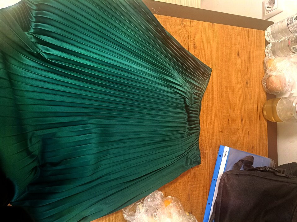 Yeşil Piliseli Uzun Kadın Etek - Görsel 5