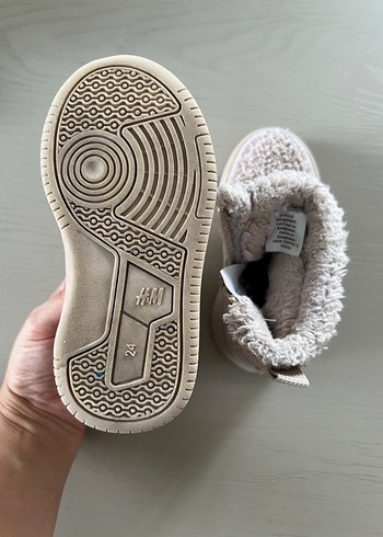 H&M Kız Çocuk Bej Kürklü Bot