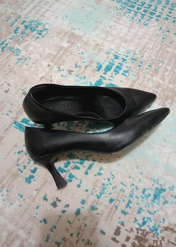 Siyah Stiletto Topuklu Kadın Ayakkabı - Görsel 2