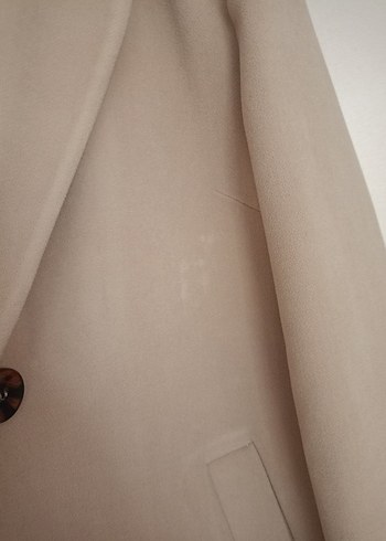 Bej Düğmeli Klasik Kaban - Görsel 3