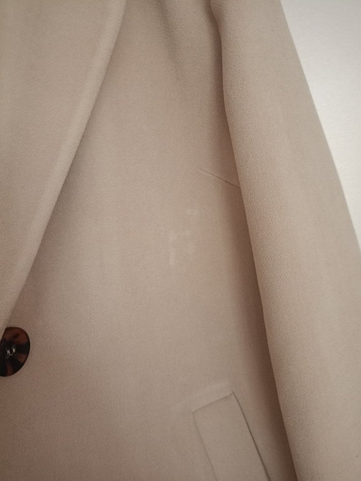 Bej Düğmeli Klasik Kaban - Görsel 3