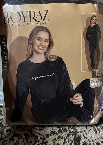 Pembe ve  siyah Kadın Kadife Pijama Takımı - Görsel 2