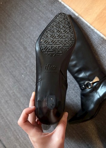 Kadın Siyah Deri Tokalı Dizüstü Topuklu Çizme - Görsel 7