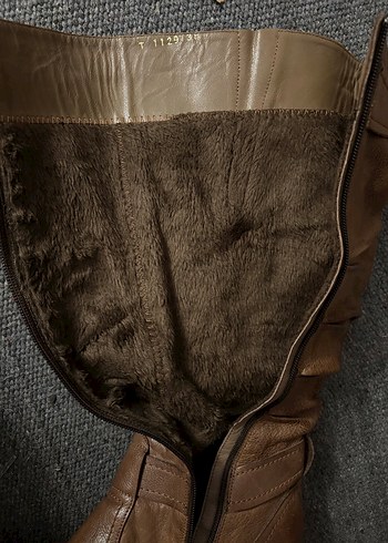 Kahverengi Deri Tokalı Yüksek Topuklu Kadın Çizme - Görsel 4