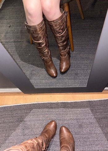 Kahverengi Deri Tokalı Yüksek Topuklu Kadın Çizme - Görsel 2